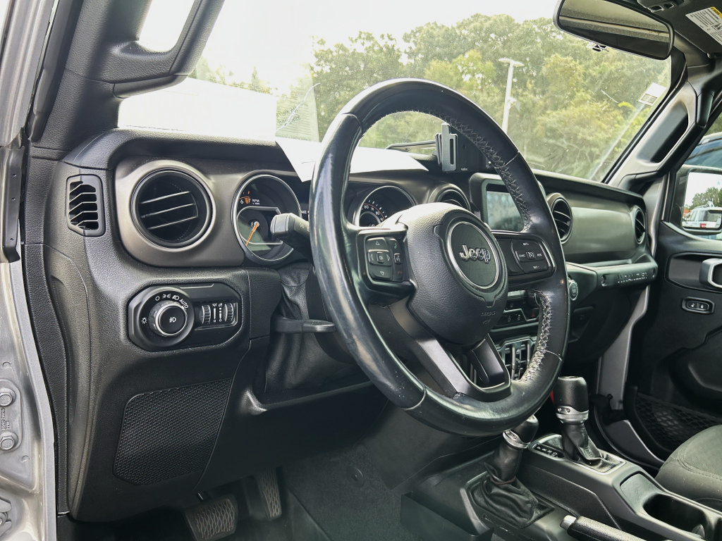 Used 2021 Jeep Wrangler Unlimited Sport AWD/4WD image 10