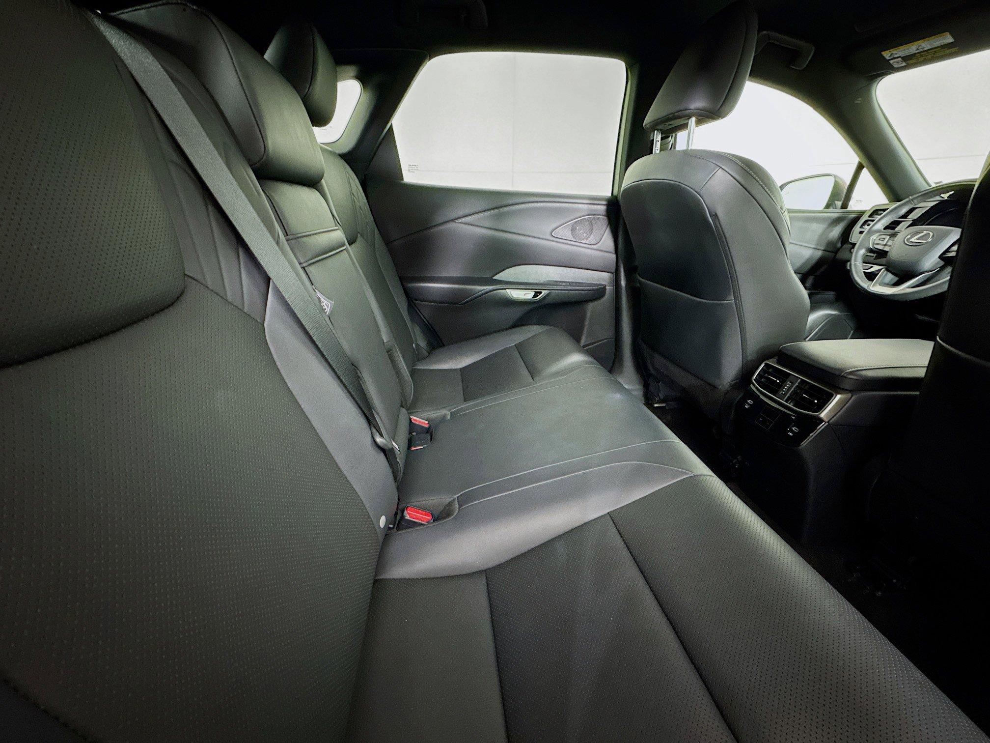 Used 2023 Lexus RX 350 FWD image 26