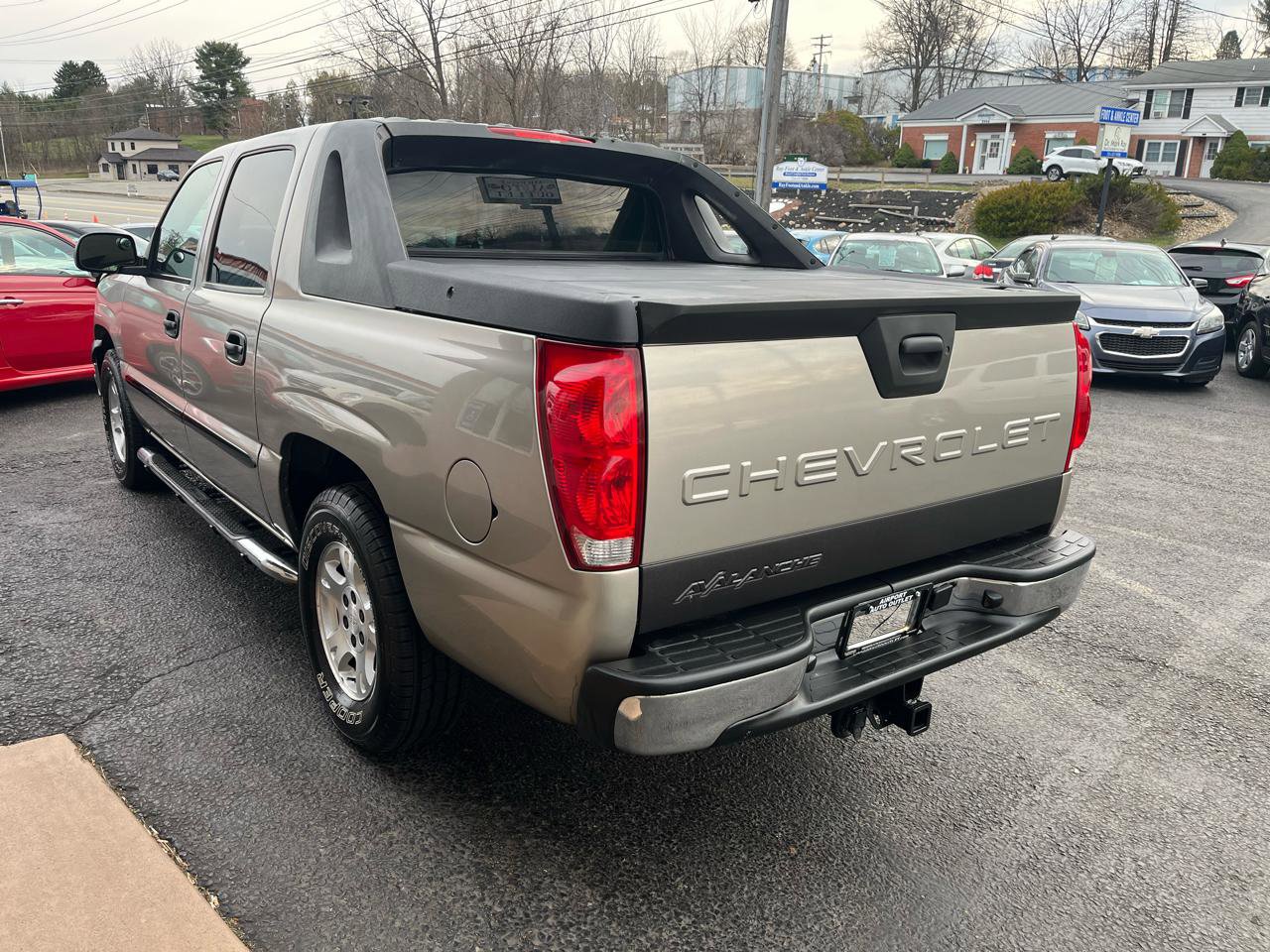 Used 2003 Chevrolet Avalanche 2WD image 8