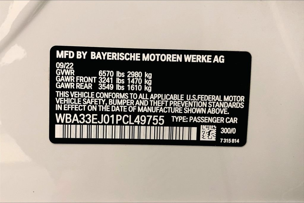 Certified 2023 BMW 760i xDrive AWD/4WD image 32