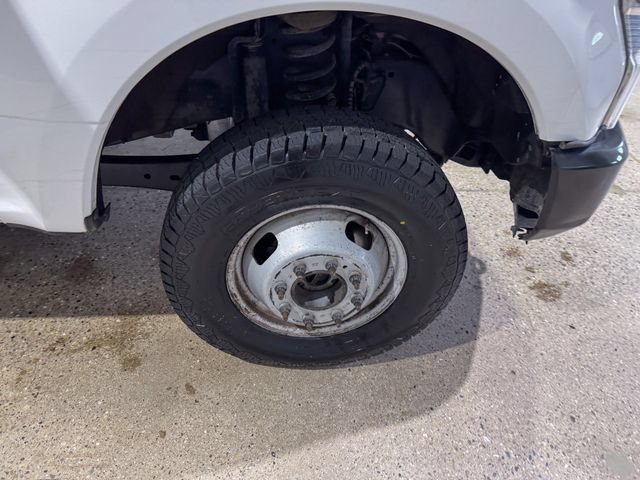 Used 2021 Ford F350 XL w/ Power Equipment Group AWD/4WD image 28