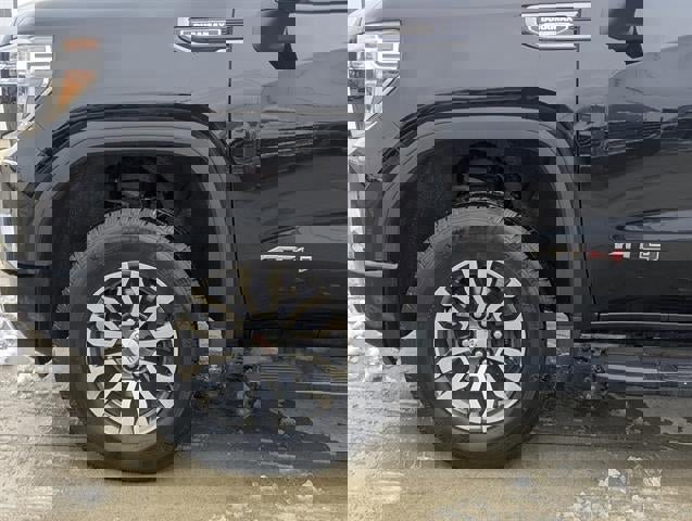 Used 2020 GMC Sierra 1500 AT4 w/ AT4 Premium Package image 10