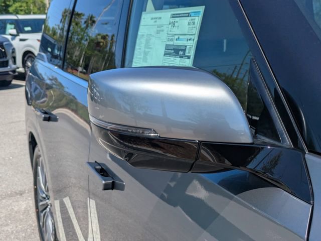 New 2026 INFINITI QX80 Luxe RWD image 10