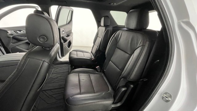 Used 2024 Chevrolet Traverse High Country image 46