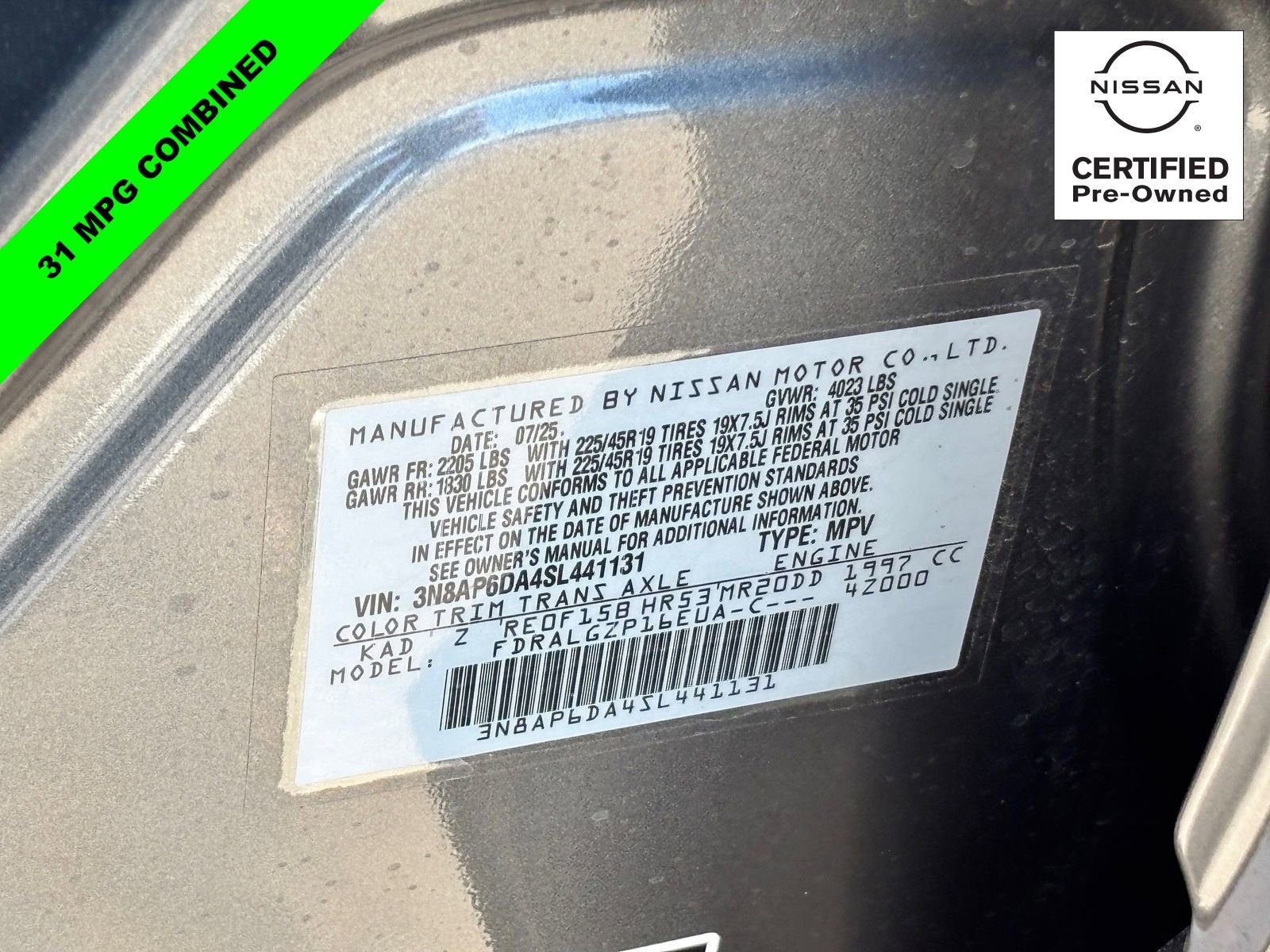 Certified 2025 Nissan Kicks SR FWD image 29