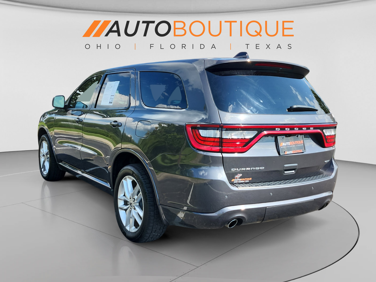 Used 2023 Dodge Durango GT AWD/4WD image 3