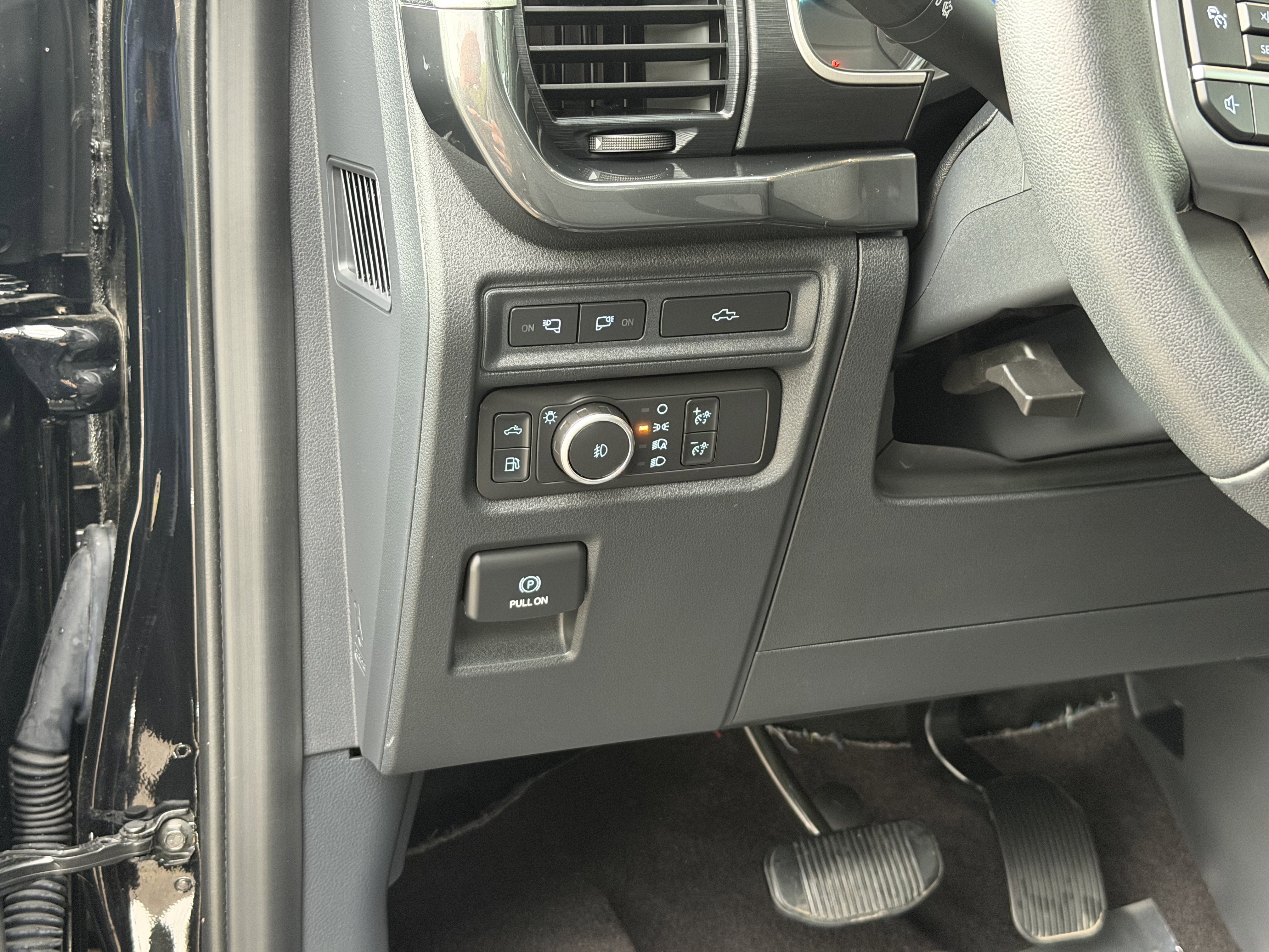 Used 2021 Ford F150 XLT w/ Equipment Group 302A High AWD/4WD image 7
