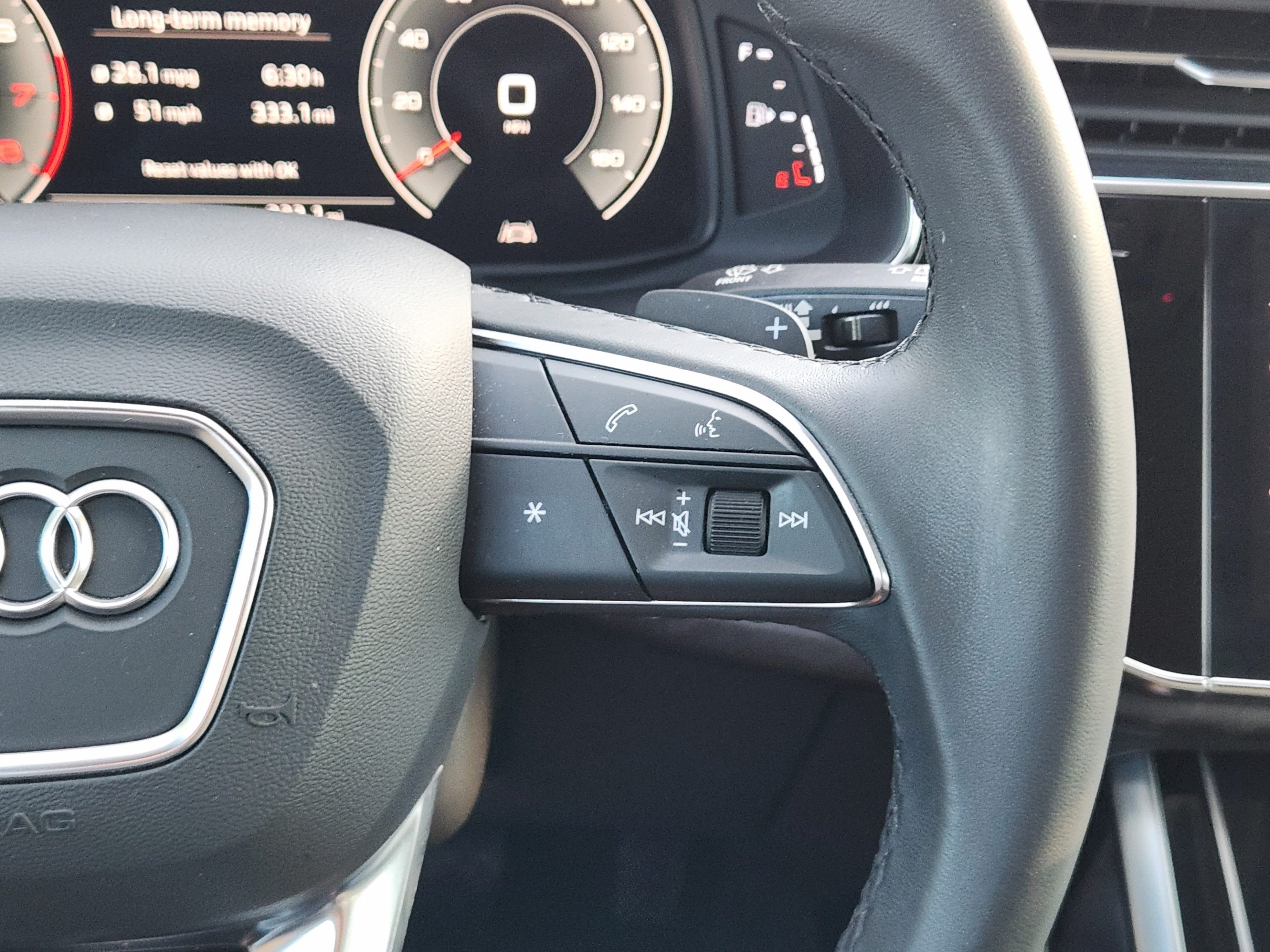 Used 2021 Audi Q8 Premium w/ Black Optic Package AWD/4WD image 26