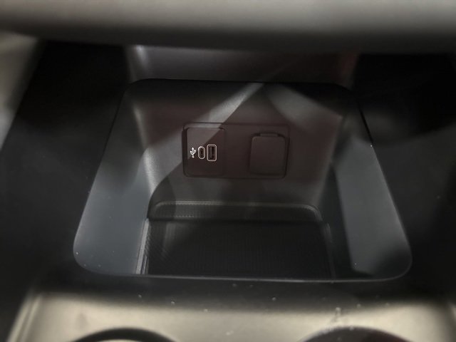 New 2026 Ford Explorer Active w/ Active Comfort Package image 37