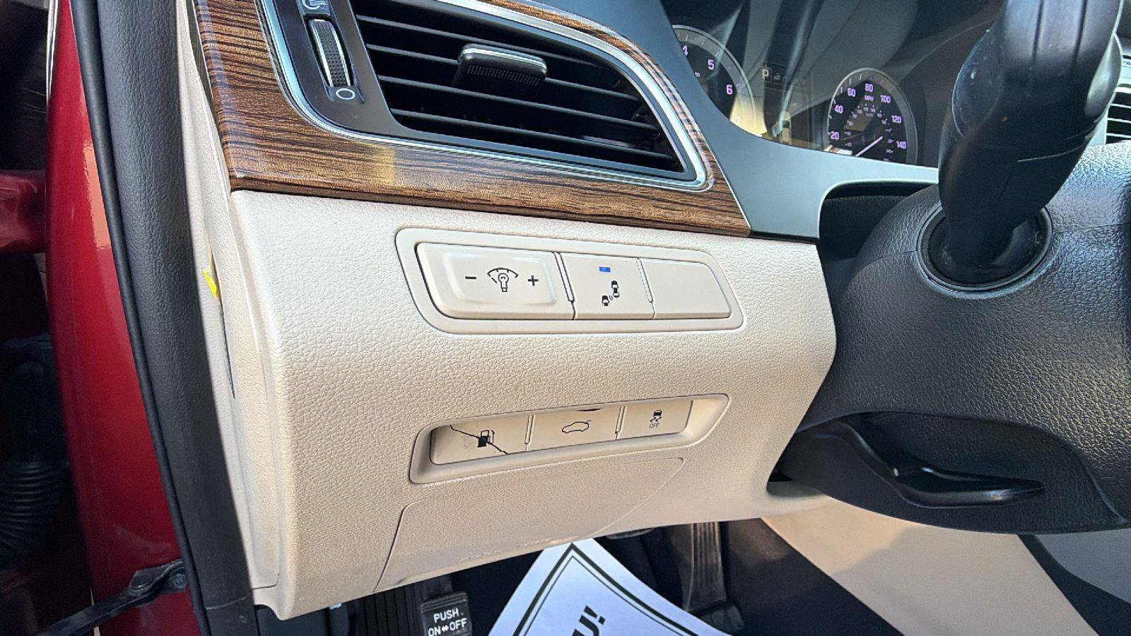 Used 2016 Hyundai Sonata Limited w/ Option Group 04 image 19