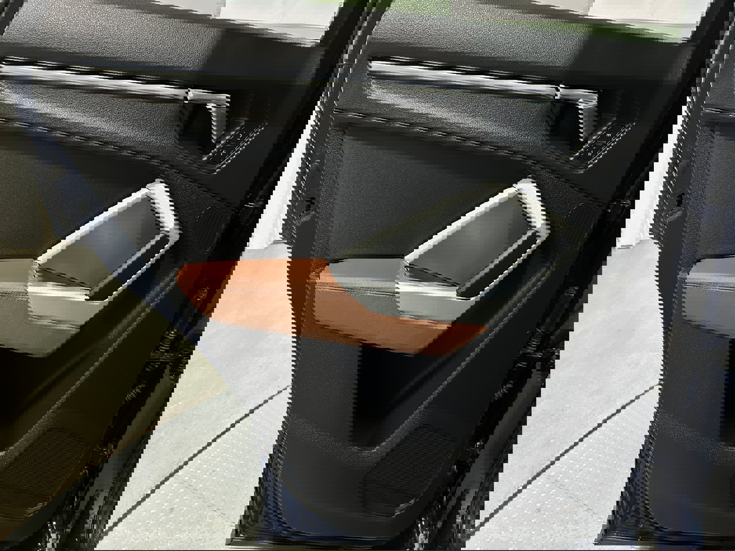 Used 2020 Audi Q3 2.0T Premium Plus w/ Premium Plus Package image 28