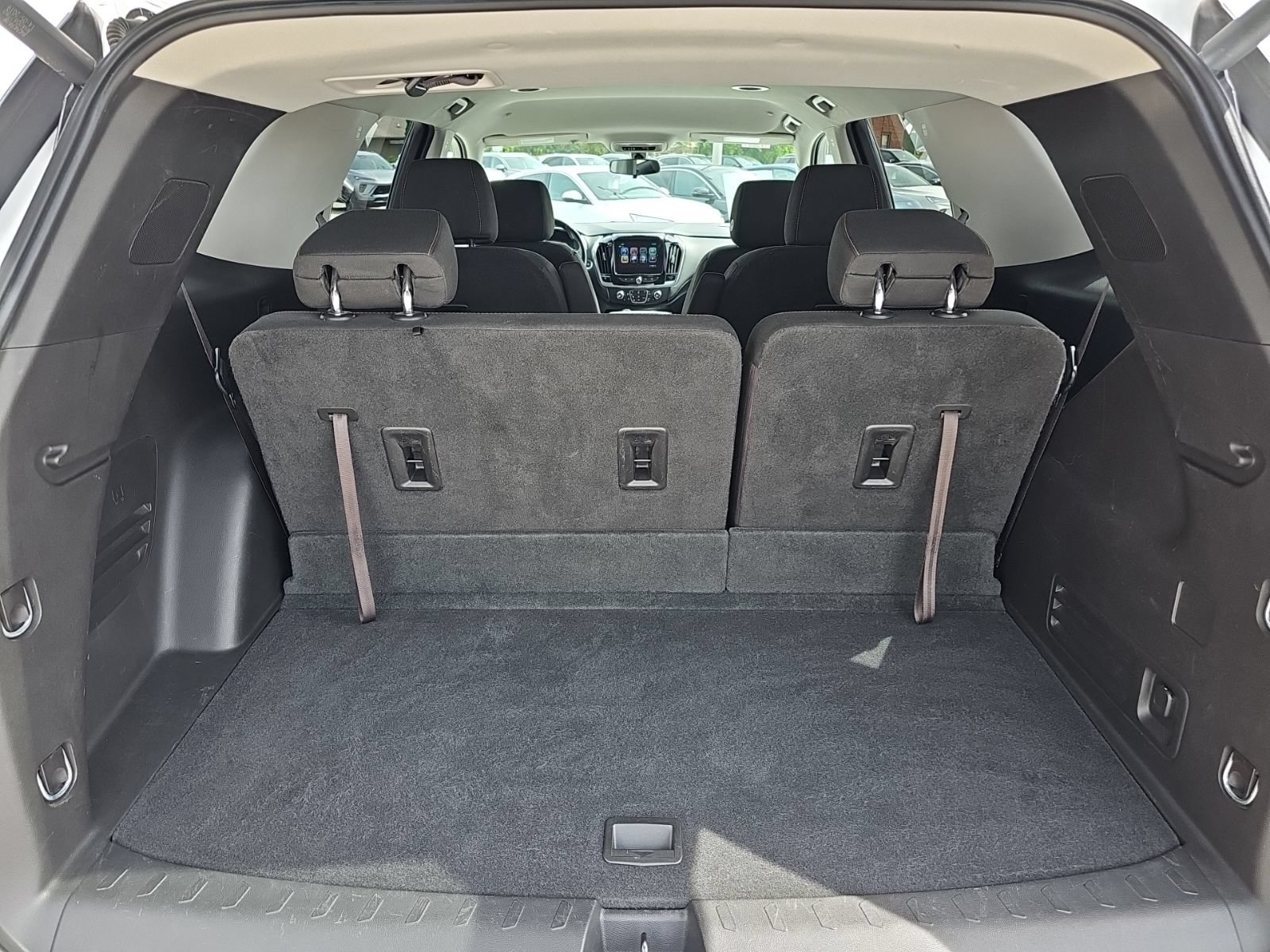 Used 2019 Chevrolet Traverse LT FWD image 27