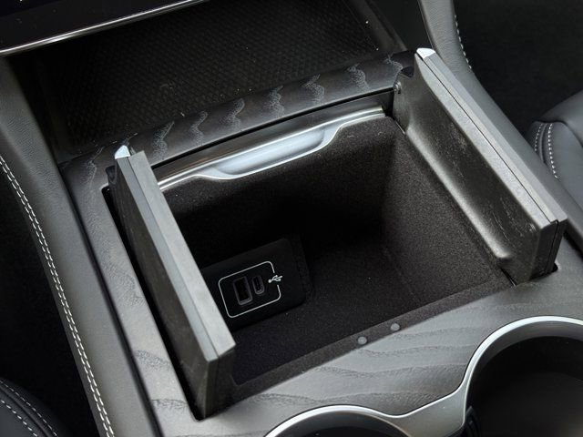 New 2025 Maserati Grecale GT image 24