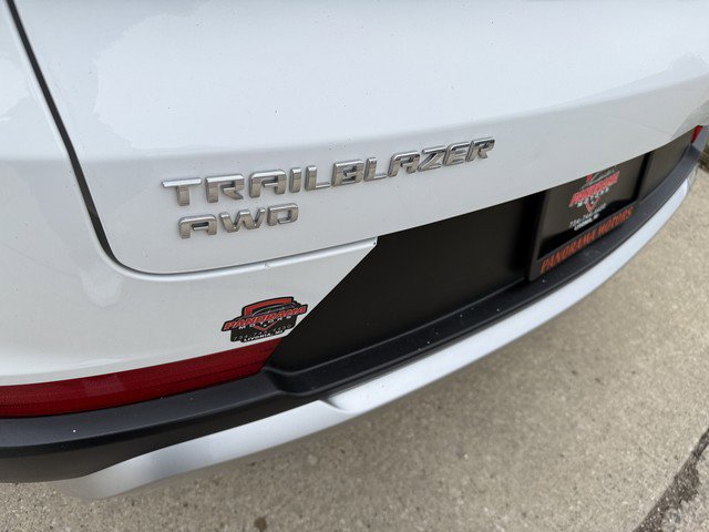 Used 2021 Chevrolet TrailBlazer LT image 40