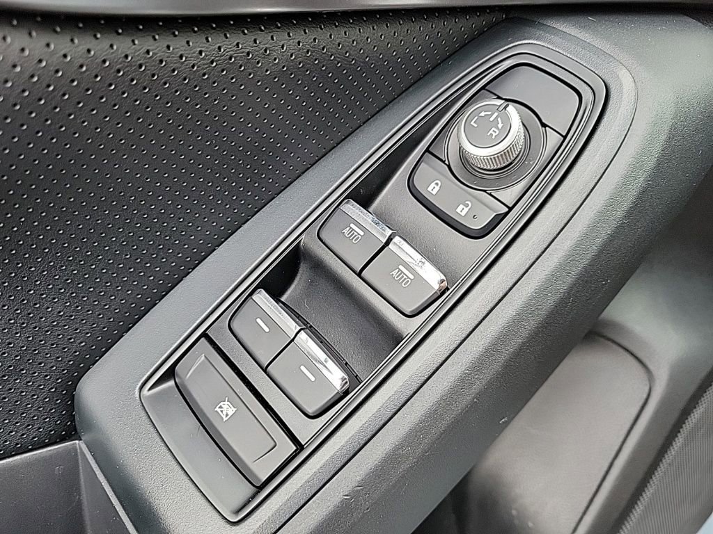 Used 2020 Subaru Crosstrek 2.0i Limited w/ Moonroof Package image 29