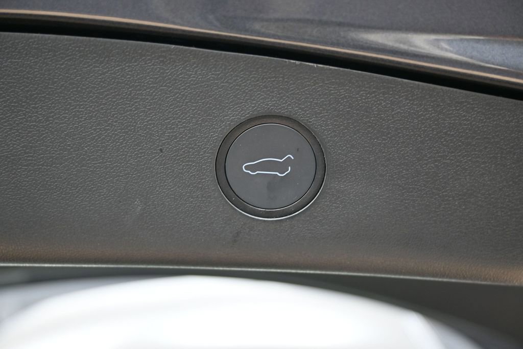 Used 2023 Tesla Model 3 Standard Range RWD image 13