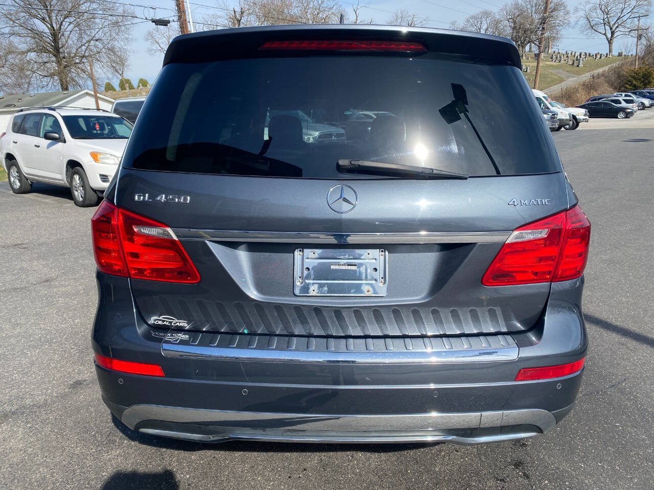 Used 2015 Mercedes-Benz GL 450 4MATIC image 4