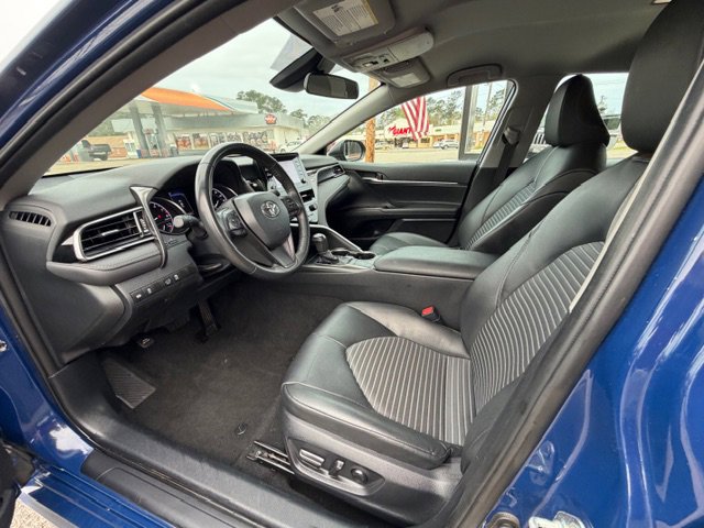 Used 2024 Toyota Camry SE FWD image 9