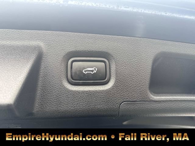 Used 2023 Hyundai Santa Fe Calligraphy w/ Cargo Package image 8
