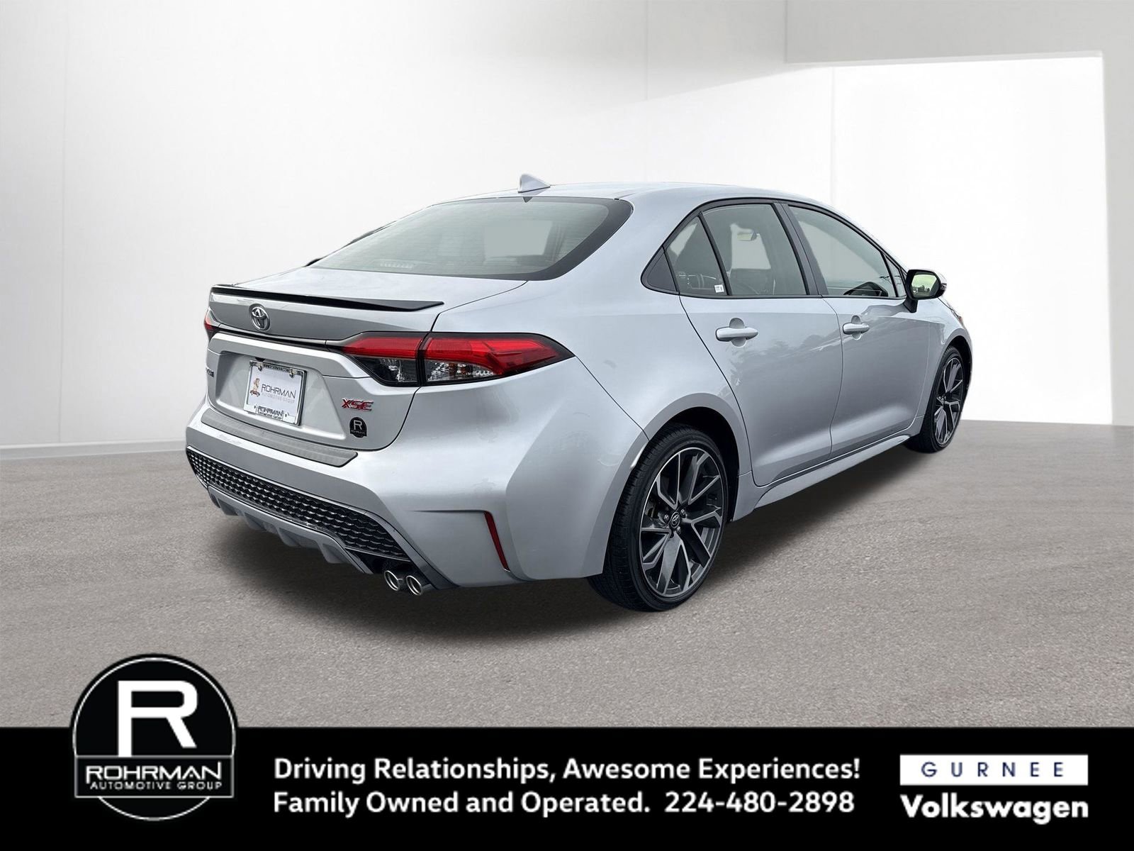 Used 2022 Toyota Corolla XSE FWD image 8