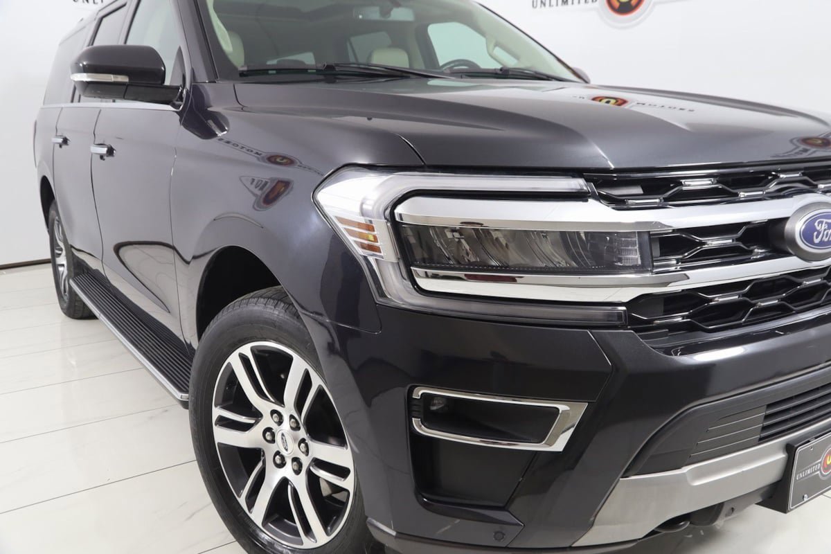 Used 2022 Ford Expedition Max Limited AWD/4WD image 19