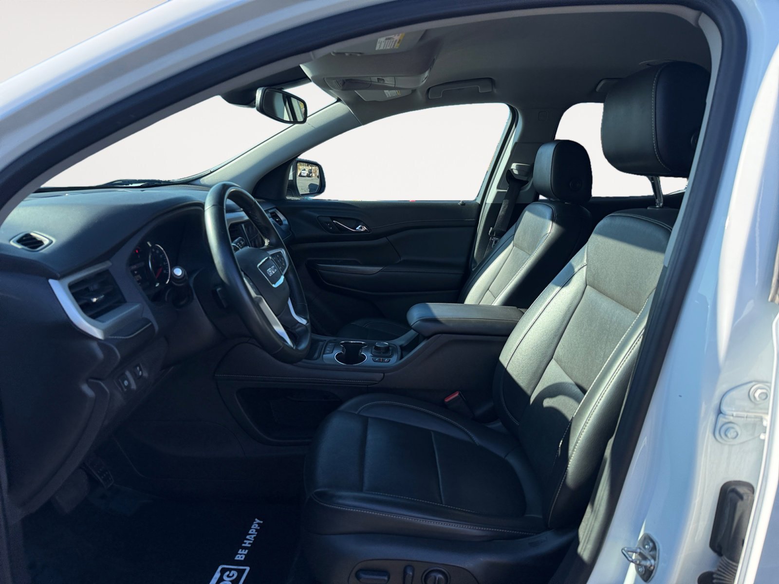 Used 2023 GMC Acadia SLT image 10