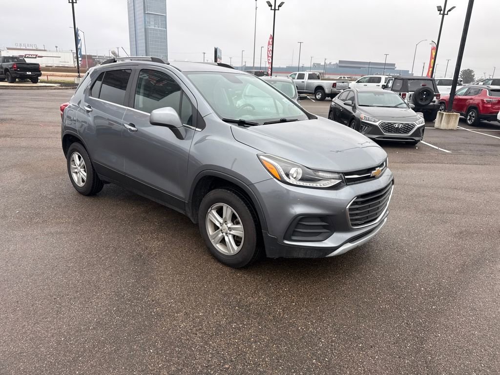 Used 2019 Chevrolet Trax LT w/ LT Convenience Package image 10