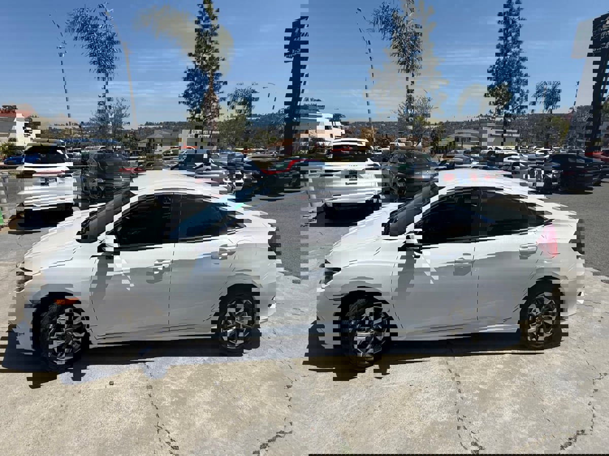 Used 2019 Honda Civic LX image 5