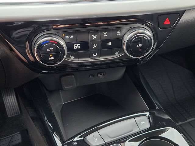 New 2026 Chevrolet Trax LT w/ Driver Confidence Package FWD image 28