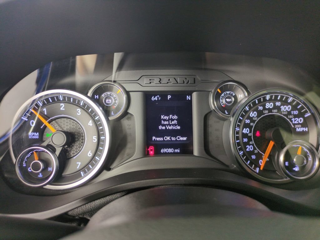 Used 2020 RAM 1500 Big Horn AWD/4WD image 17