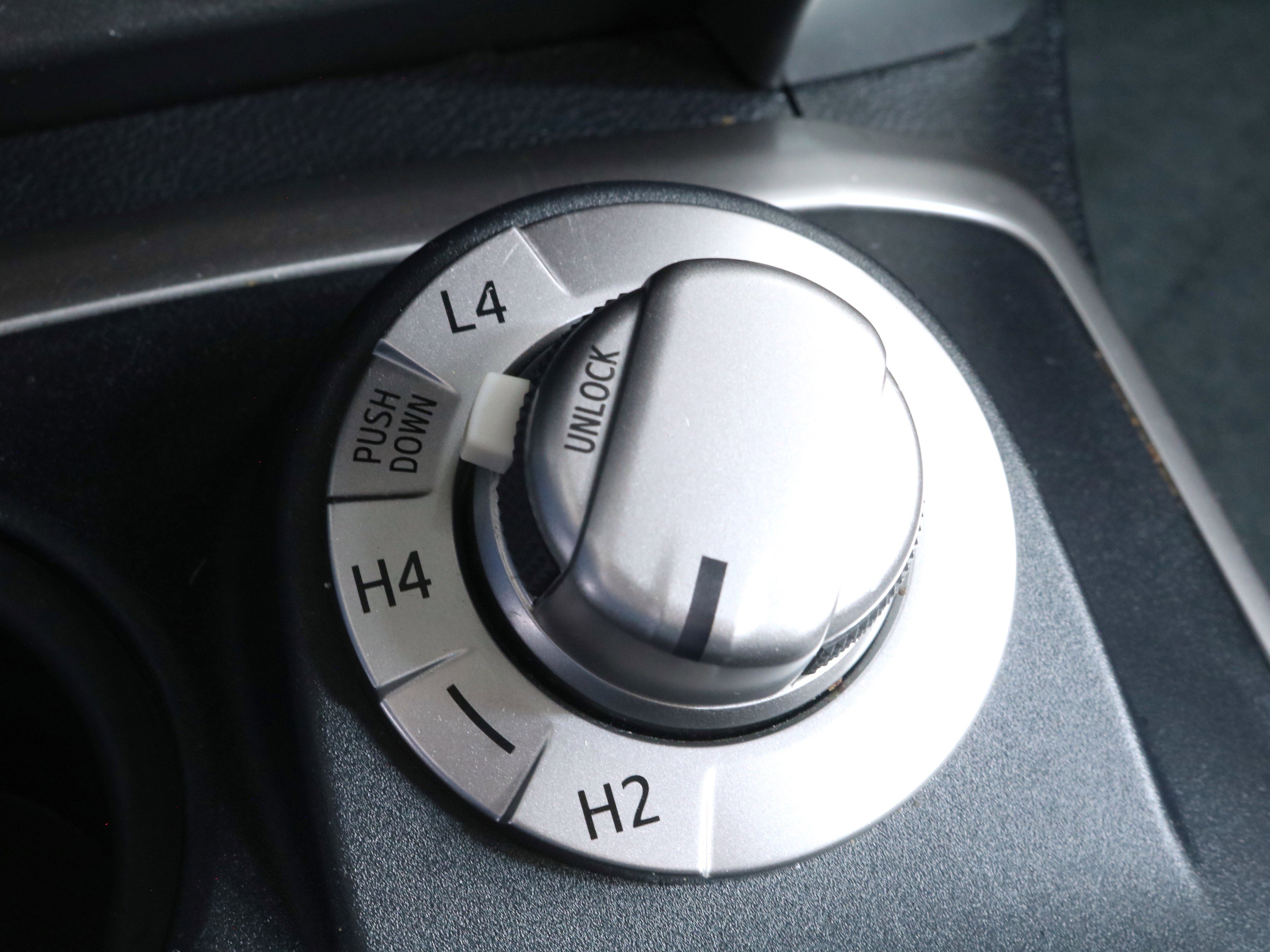 Used 2016 Toyota 4Runner SR5 image 17