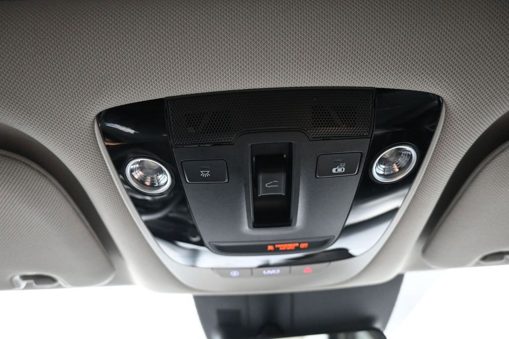 Certified 2022 Kia Sorento SX AWD/4WD image 17