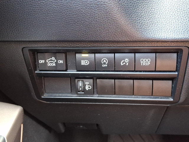Certified 2022 Toyota Tundra SR5 AWD/4WD image 26