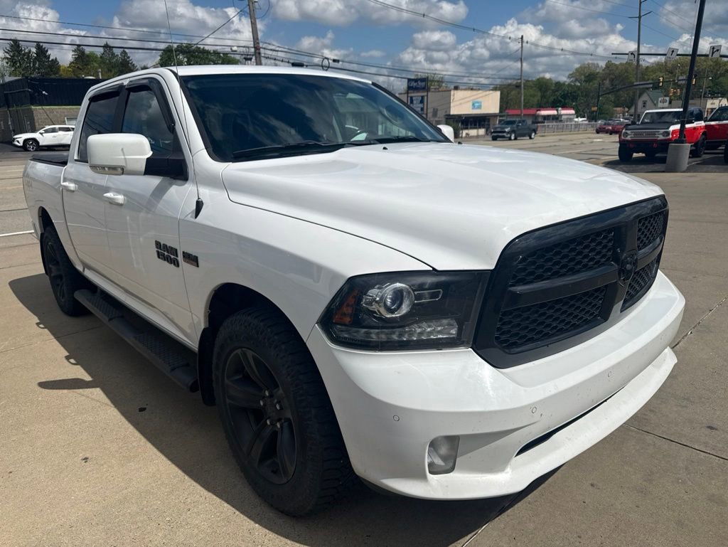 Used 2018 RAM 1500 Sport w/ Quick Order Package 26Q Night AWD/4WD image 4
