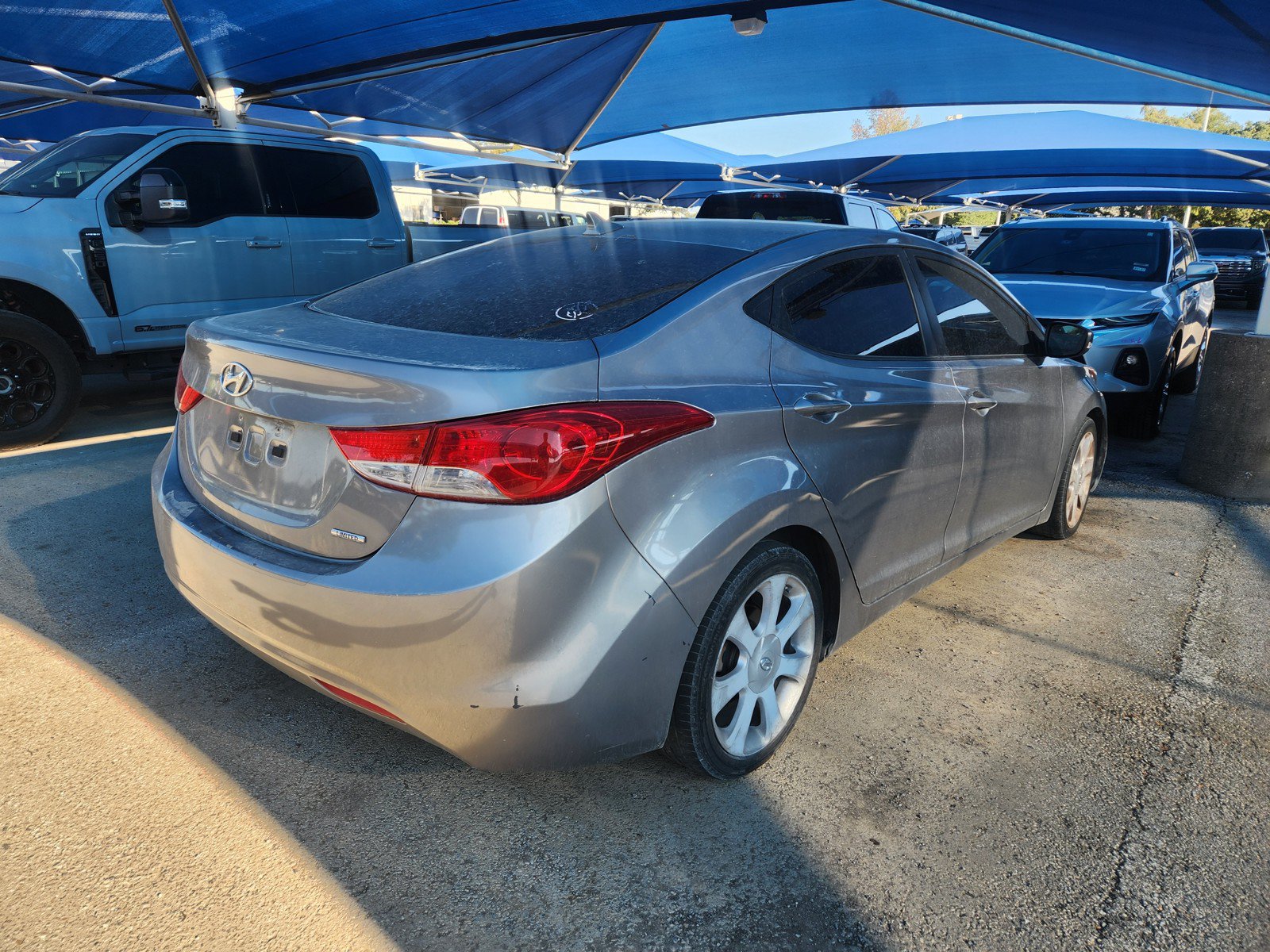 Used 2011 Hyundai Elantra Limited FWD image 4