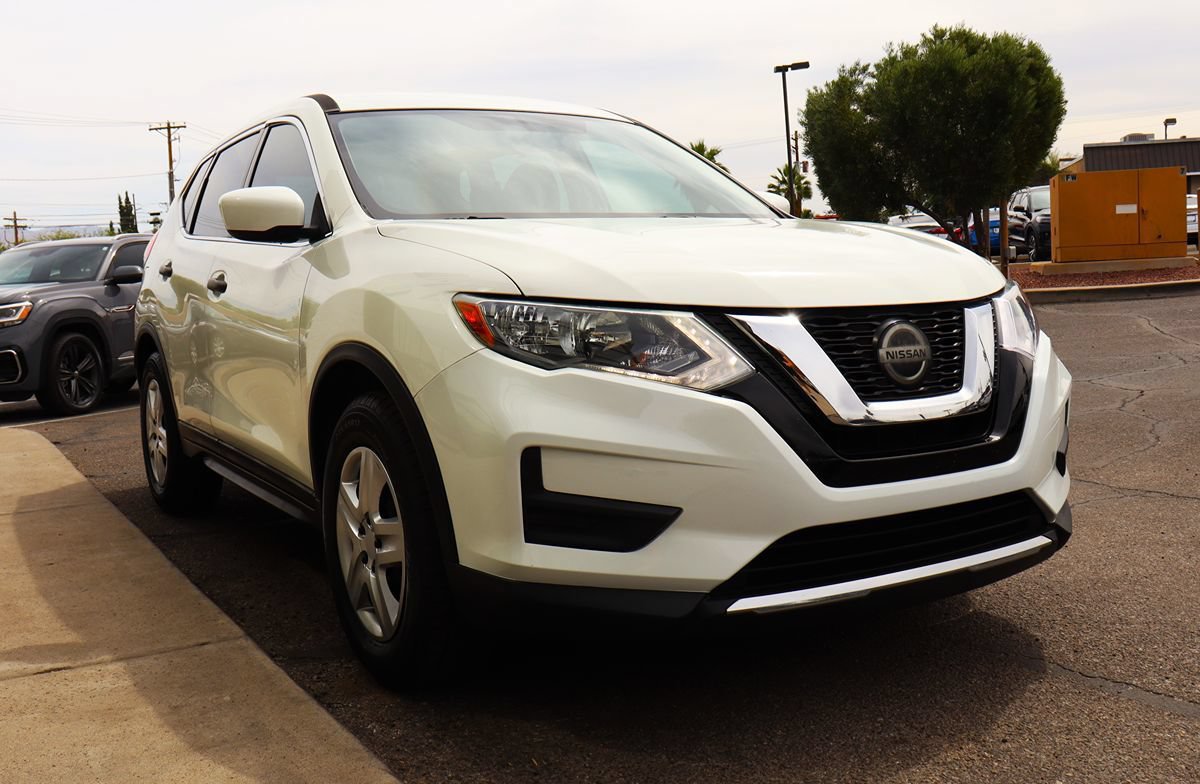 Used 2018 Nissan Rogue S FWD image 18