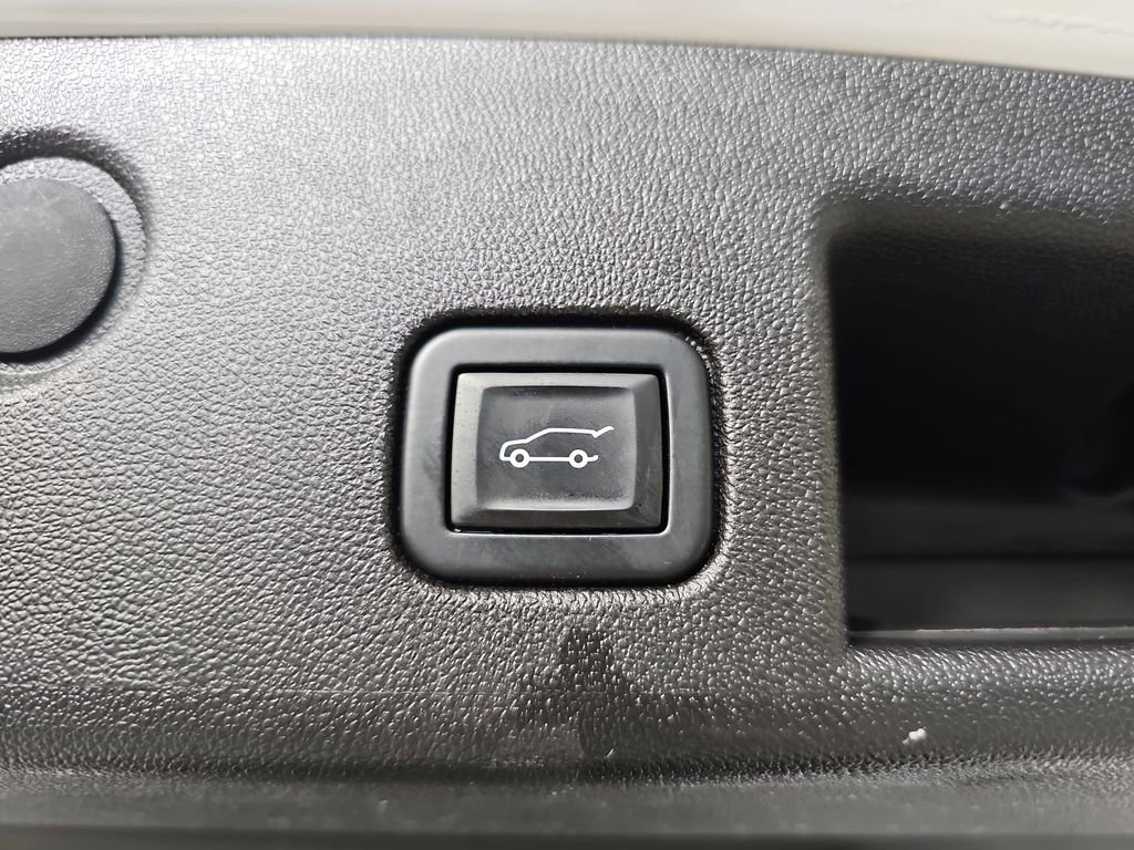 Certified 2022 Chevrolet Equinox Premier image 17
