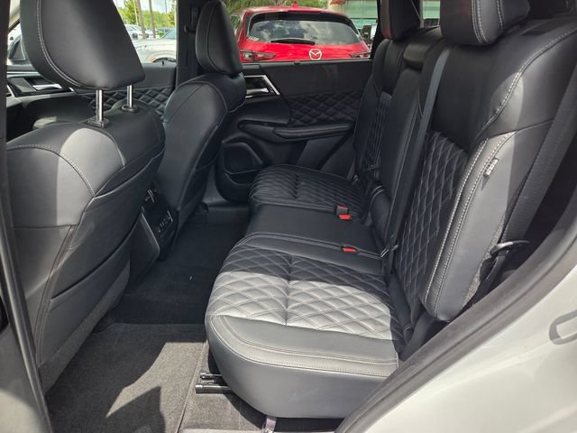 Used 2024 Mitsubishi Outlander SEL FWD image 5
