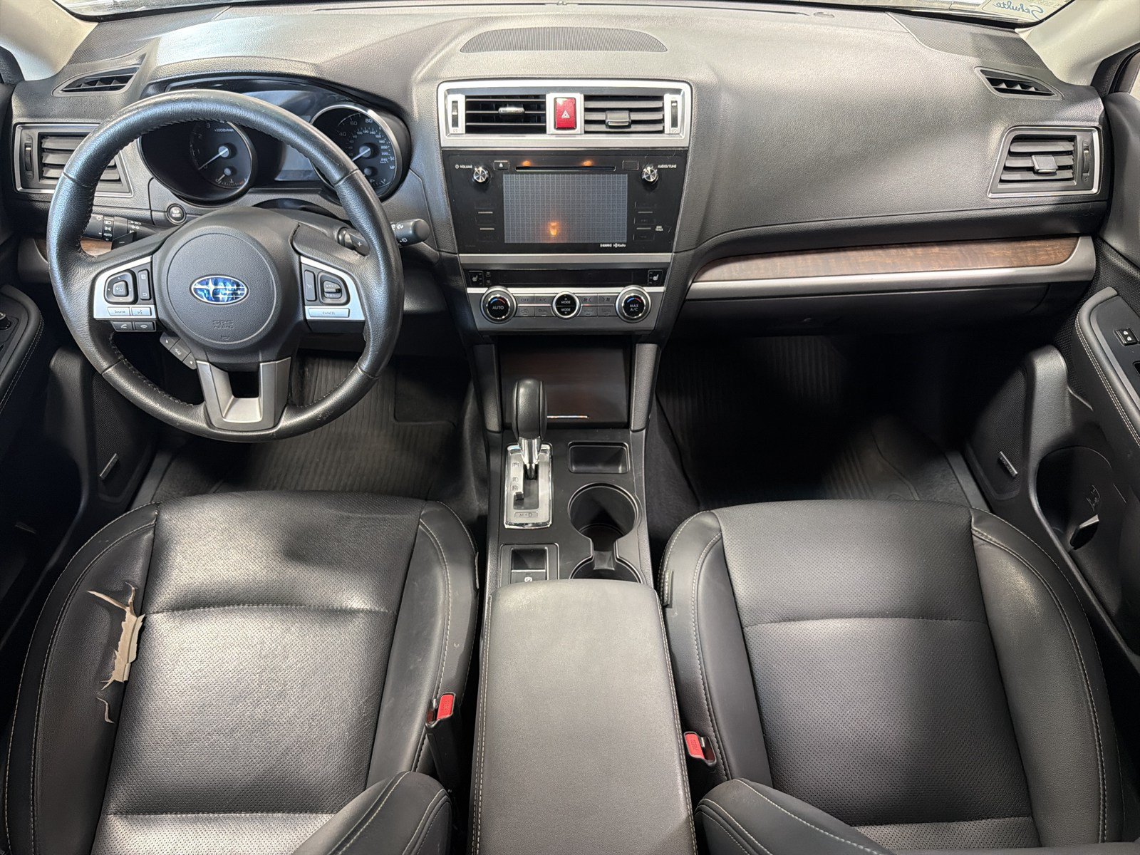 Used 2016 Subaru Outback 2.5i Limited AWD/4WD image 10