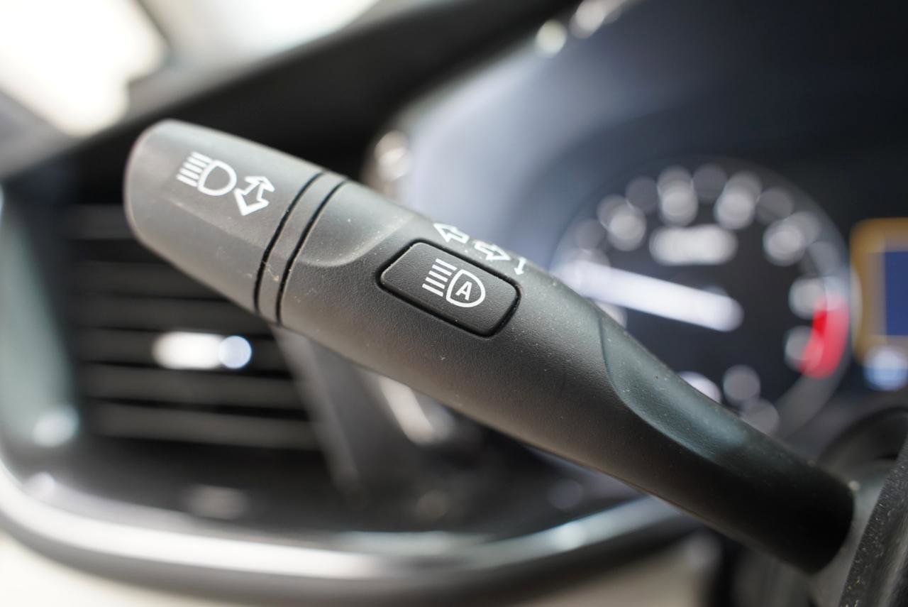 Used 2022 Buick Envision Preferred FWD image 14