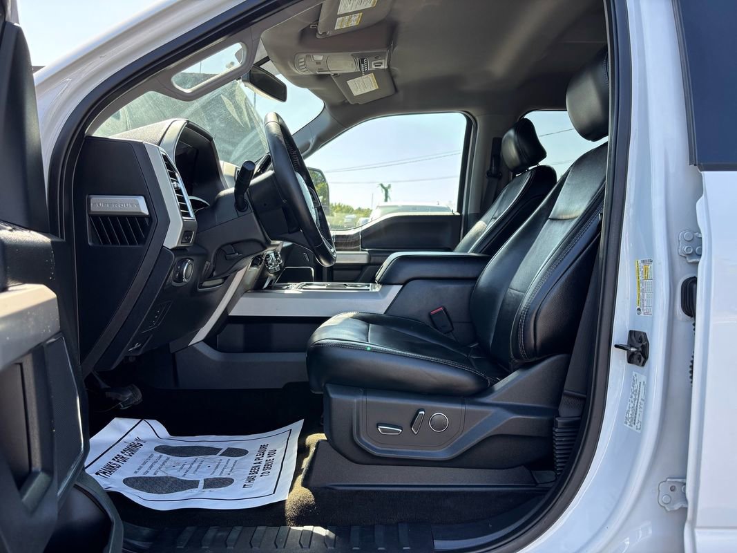 Used 2017 Ford F250 Lariat w/ Lariat Value Package image 16