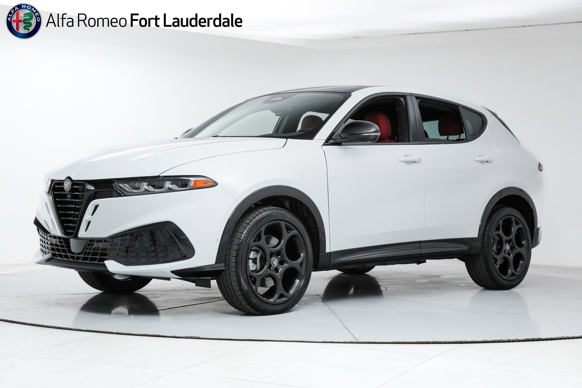 New 2026 Alfa Romeo Tonale Sprint w/ Red Premium Package image 1