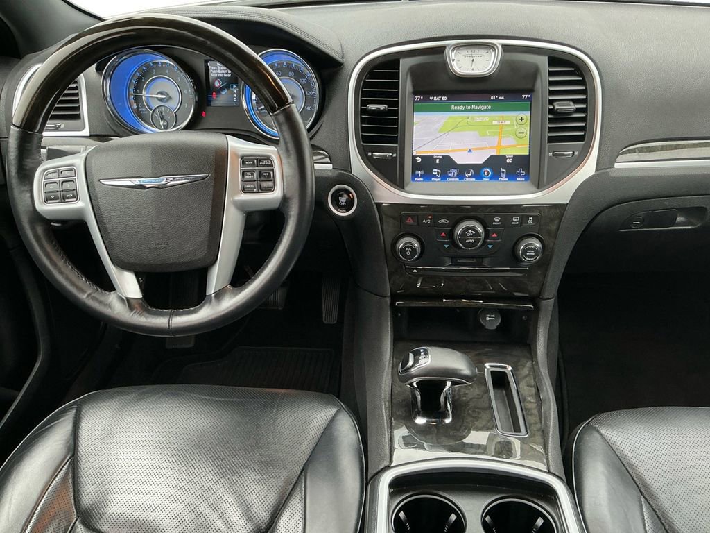 Used 2013 Chrysler 300 C w/ Light Group image 17