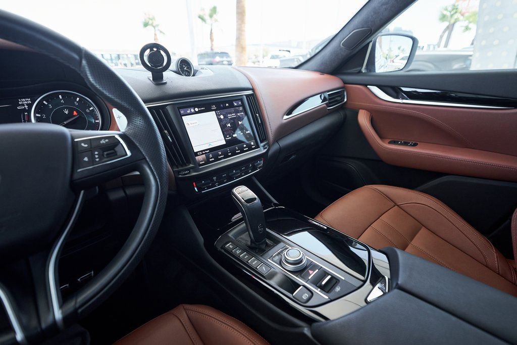 Used 2022 Maserati Levante Modena image 43