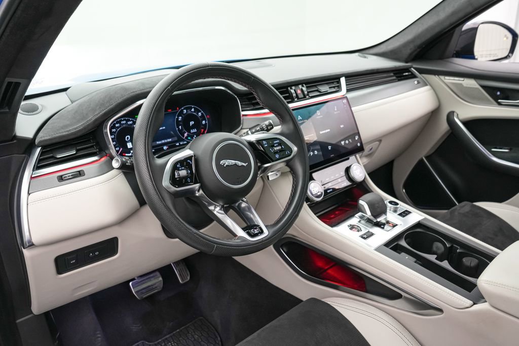 Used 2023 Jaguar F-PACE SVR AWD/4WD image 23