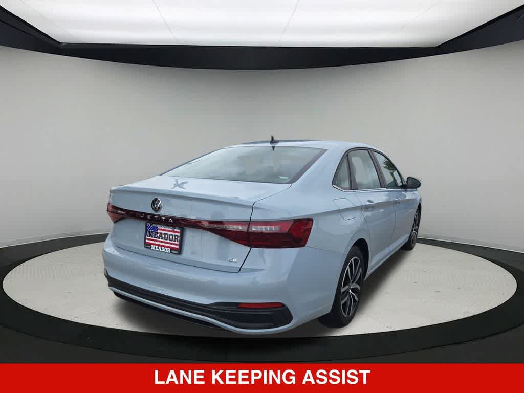 Used 2026 Volkswagen Jetta SE FWD image 6