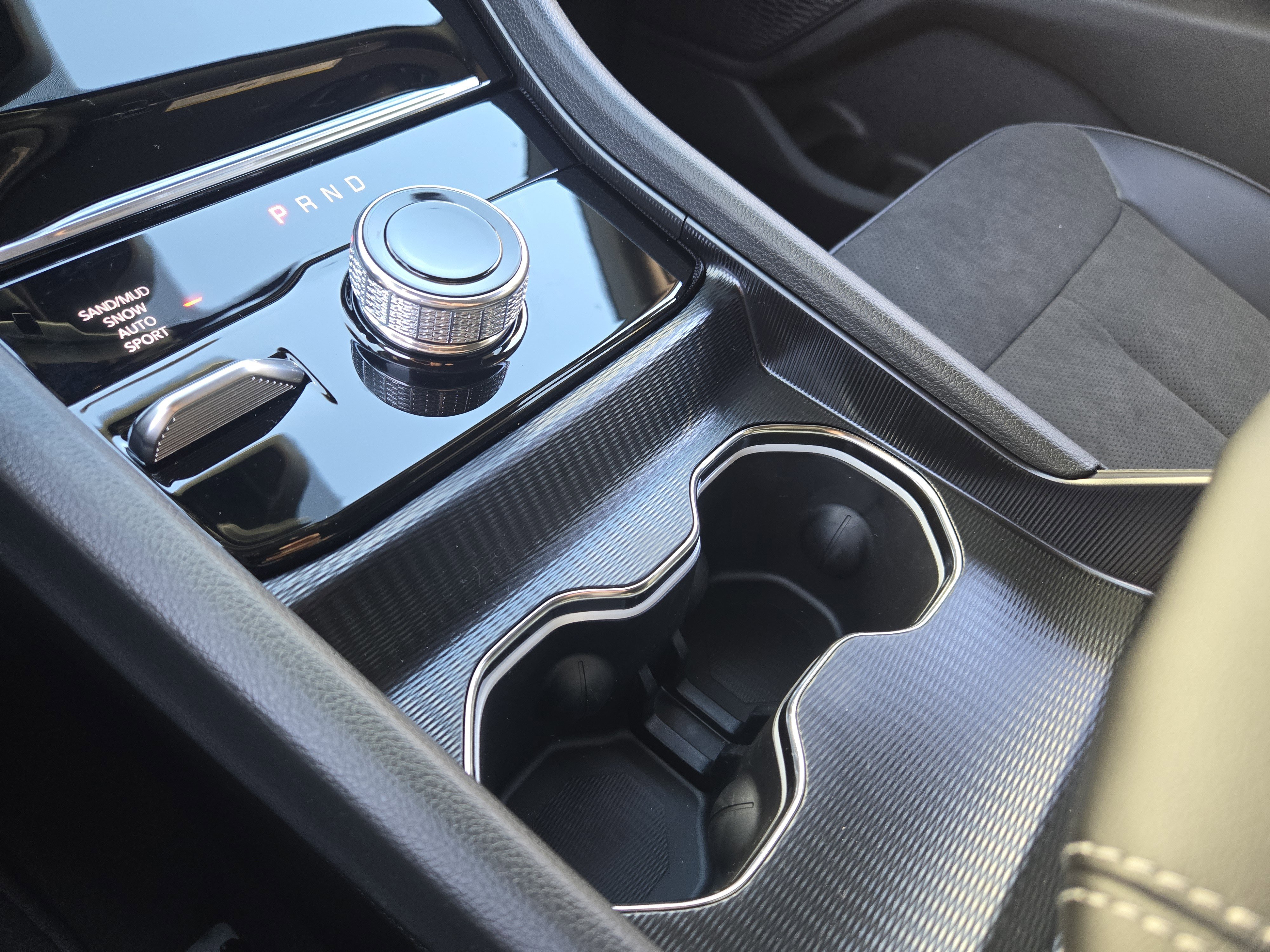 New 2026 Jeep Grand Cherokee Altitude image 17