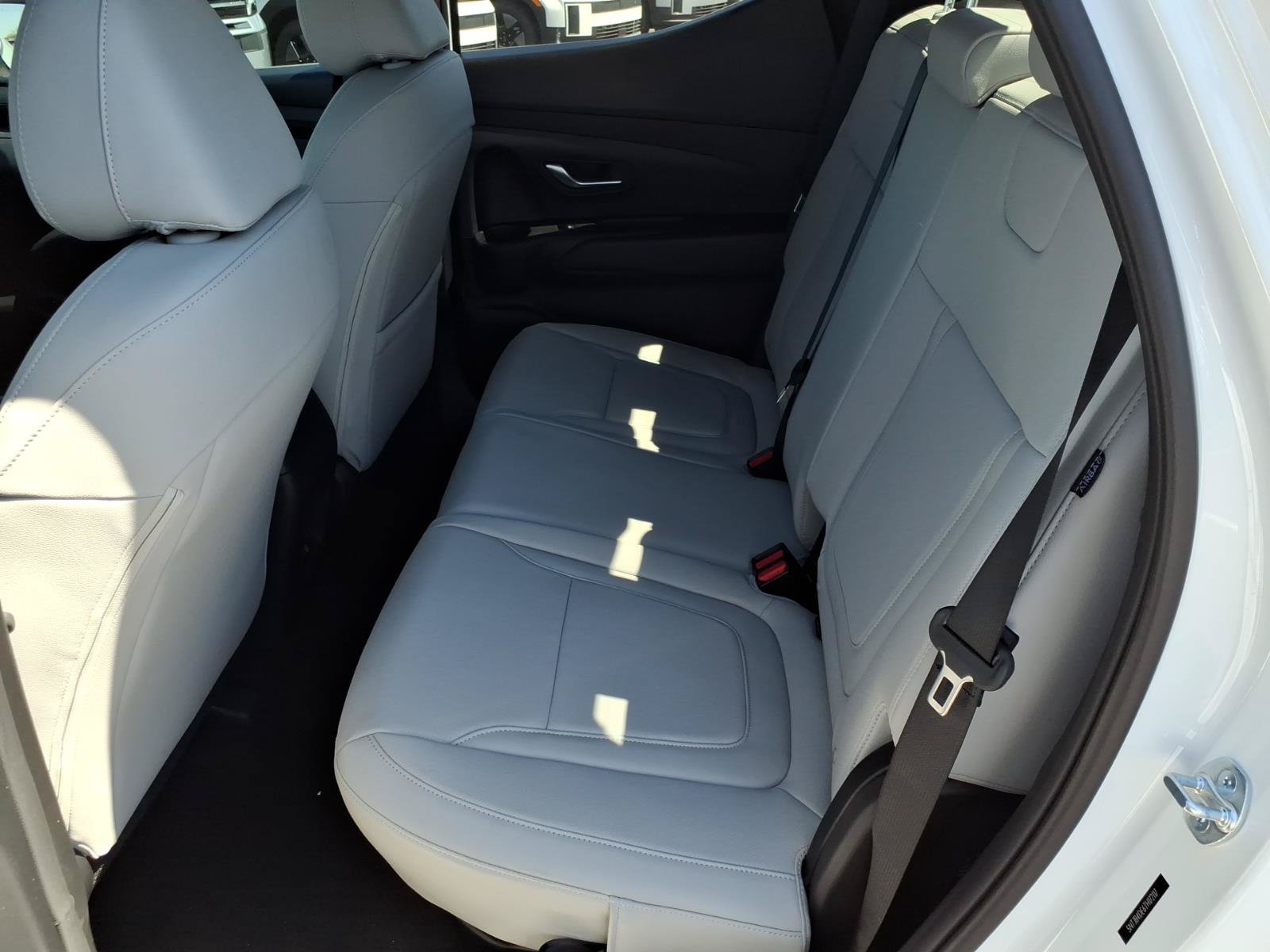 New 2026 Hyundai Santa Cruz SEL FWD image 8
