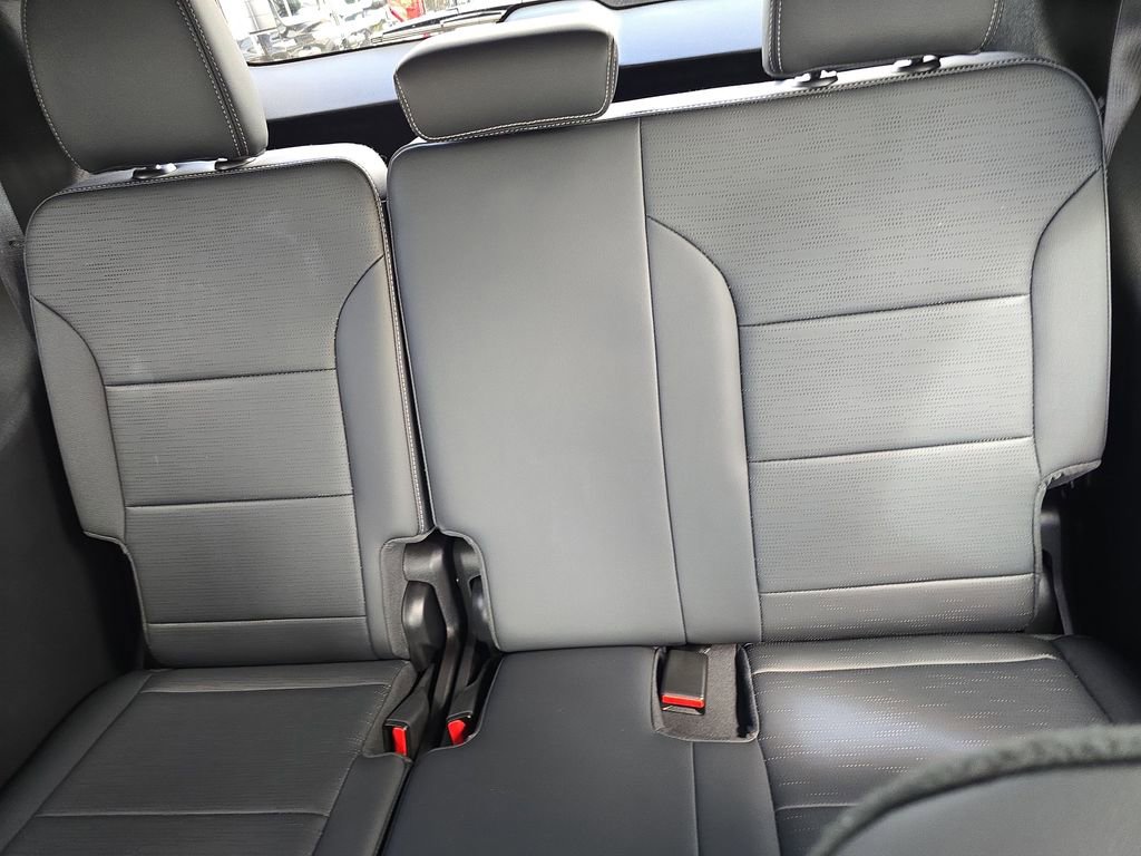 Used 2025 Buick Enclave Sport Touring image 16