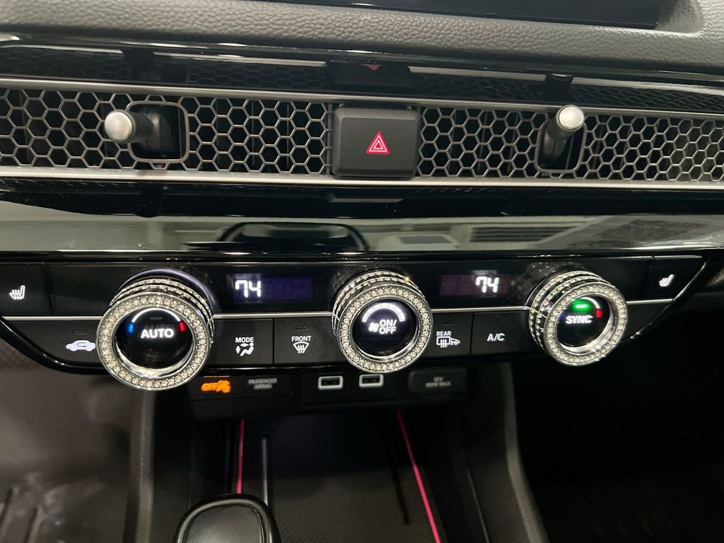 Used 2022 Honda Civic Touring image 16